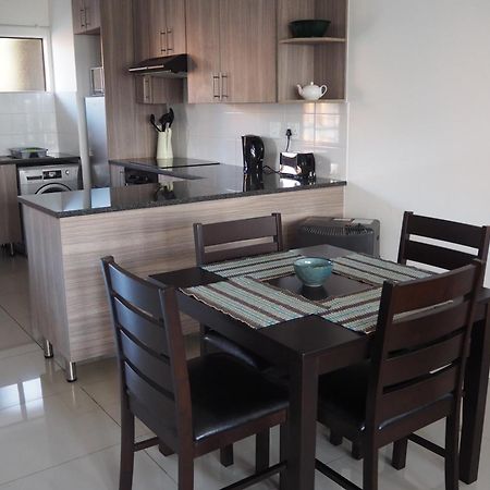 Or Tambo Self Catering Apartments, The Willows Boksburg Dış mekan fotoğraf