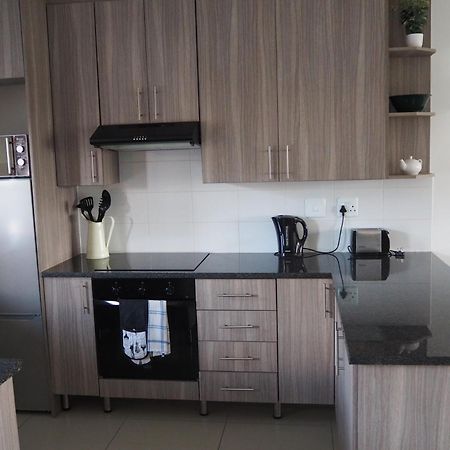 Or Tambo Self Catering Apartments, The Willows Boksburg Dış mekan fotoğraf