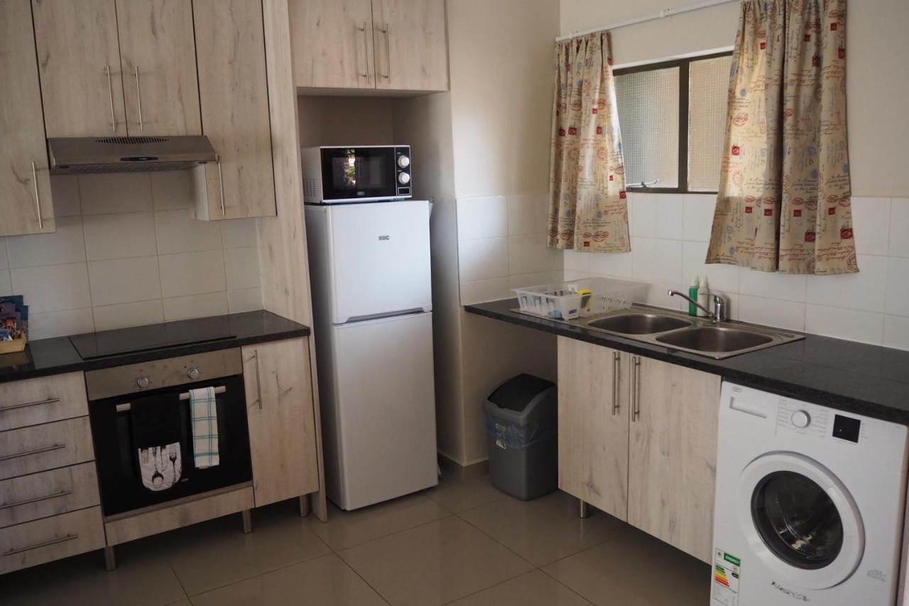 Or Tambo Self Catering Apartments, The Willows Boksburg Dış mekan fotoğraf