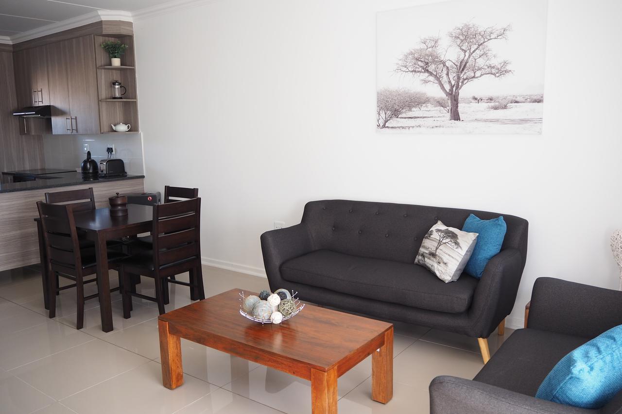 Or Tambo Self Catering Apartments, The Willows Boksburg Dış mekan fotoğraf